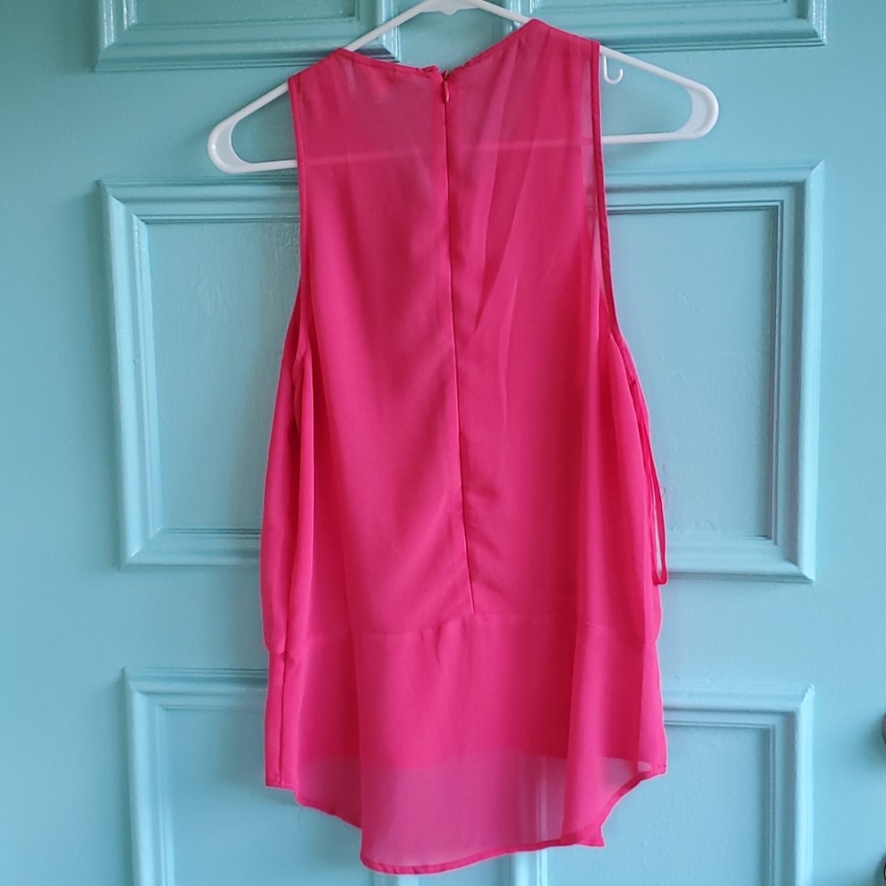 Style Loft Top - Picture 3 of 4